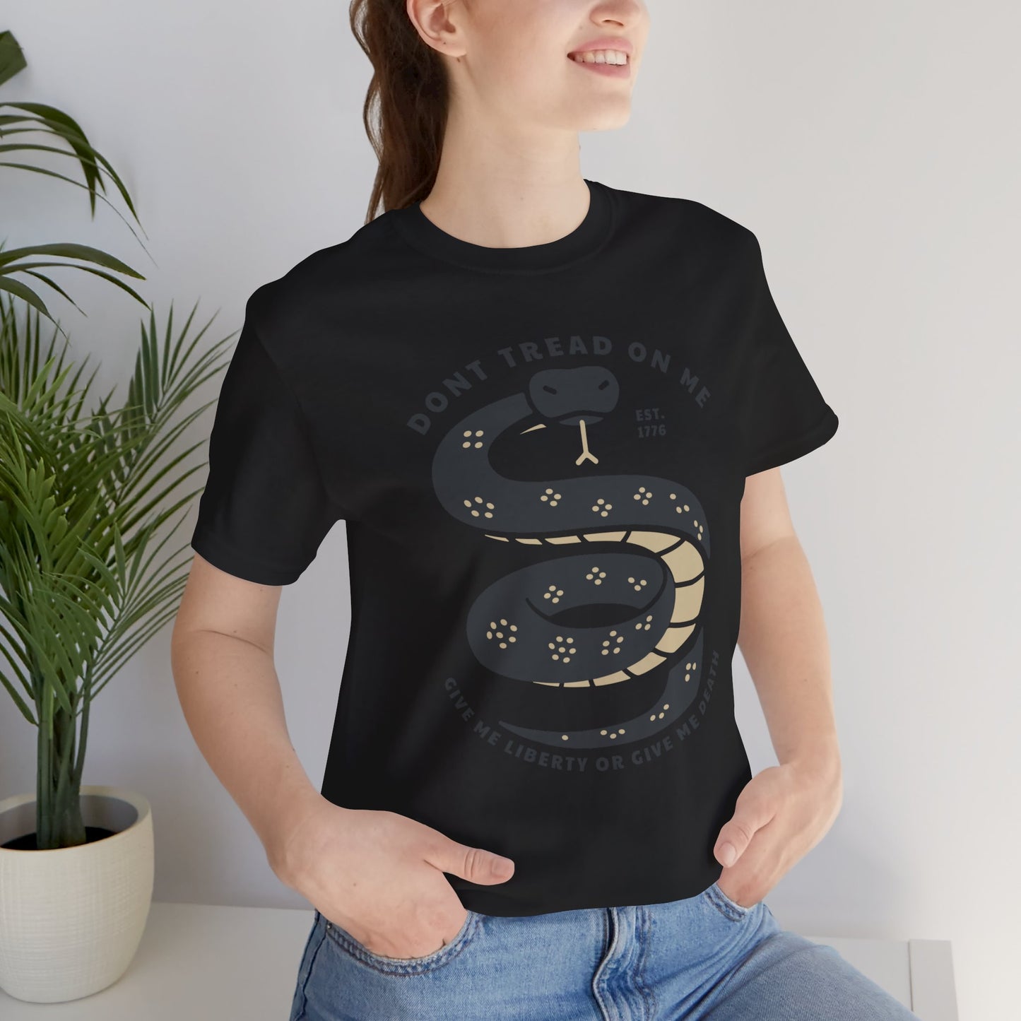 T-shirt, Don't Tread On Me, tshirt, Snake, Trump, 2024, MAGA, POTUS, America, Vote, Politics, Political, Usa, Freedom, Liberty, Unisex Tee