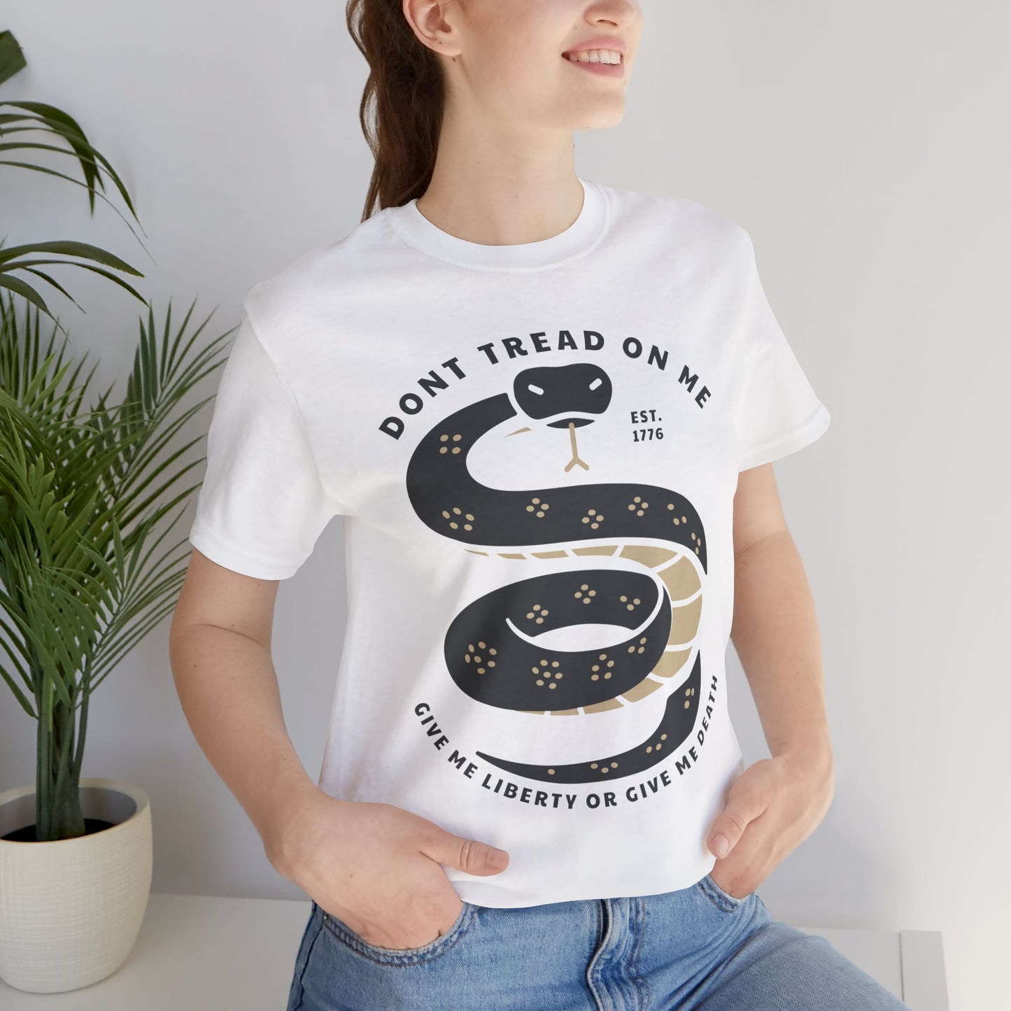 T-shirt, Don't Tread On Me, tshirt, Snake, Trump, 2024, MAGA, POTUS, America, Vote, Politics, Political, Usa, Freedom, Liberty, Unisex Tee